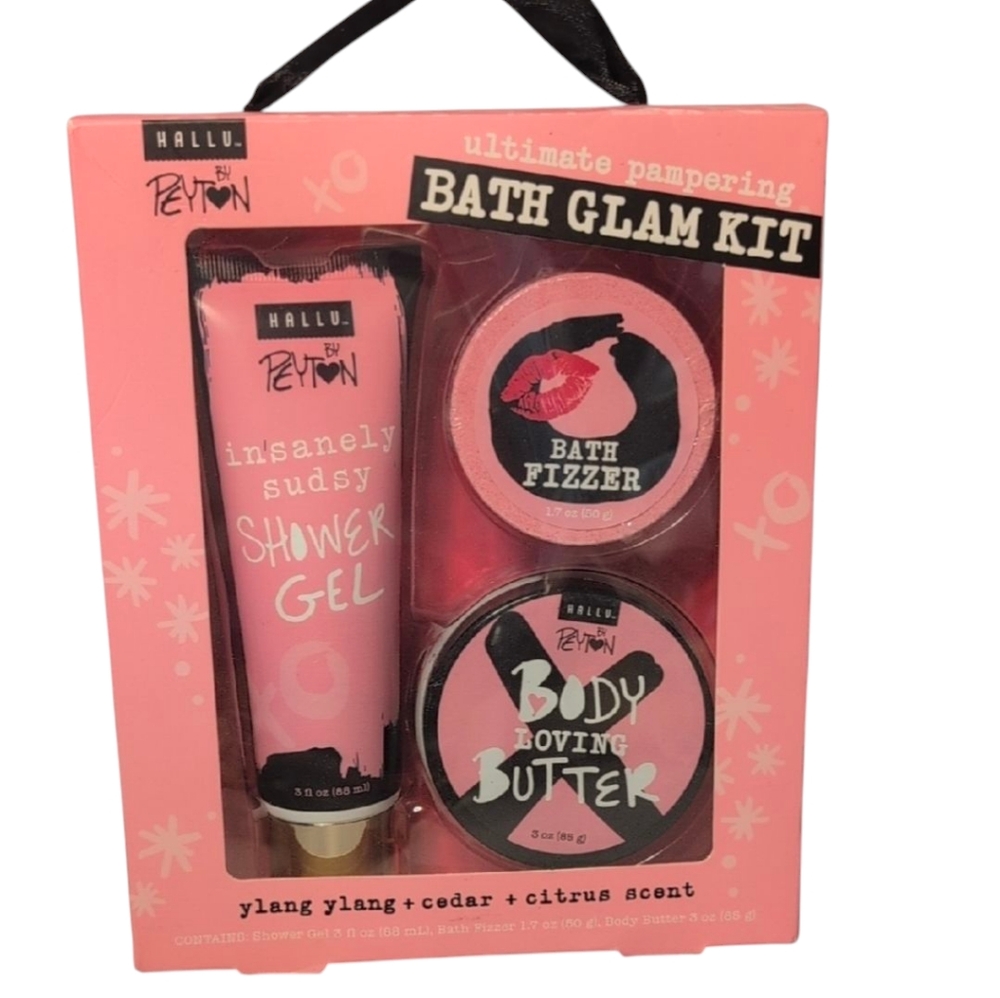 Hallu by Peyton Ultimate Pampering Bath Glam Kit